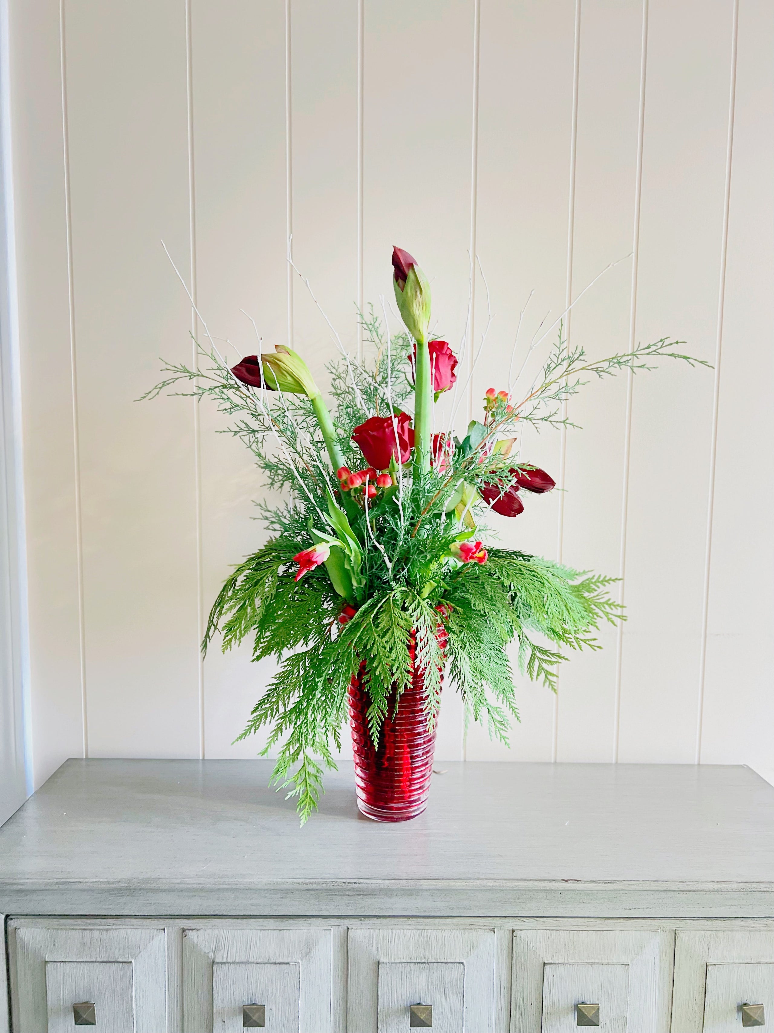 holiday christmas arrangments suffield connecticut florist delivery